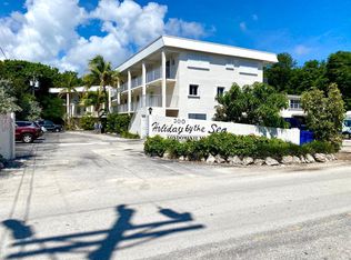 300 Ocean Dr APT 3, Key Largo, FL 33037