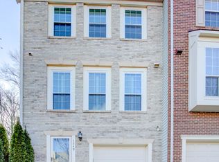 1249 Quaker Hill Dr, Alexandria, VA 22314