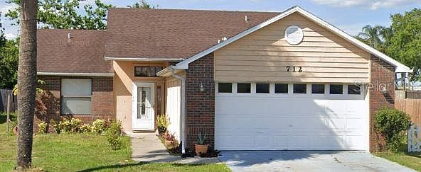1st image of 712 Country Woods Cir