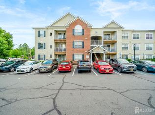 1025 Dogwood Ct, New Brunswick, NJ
