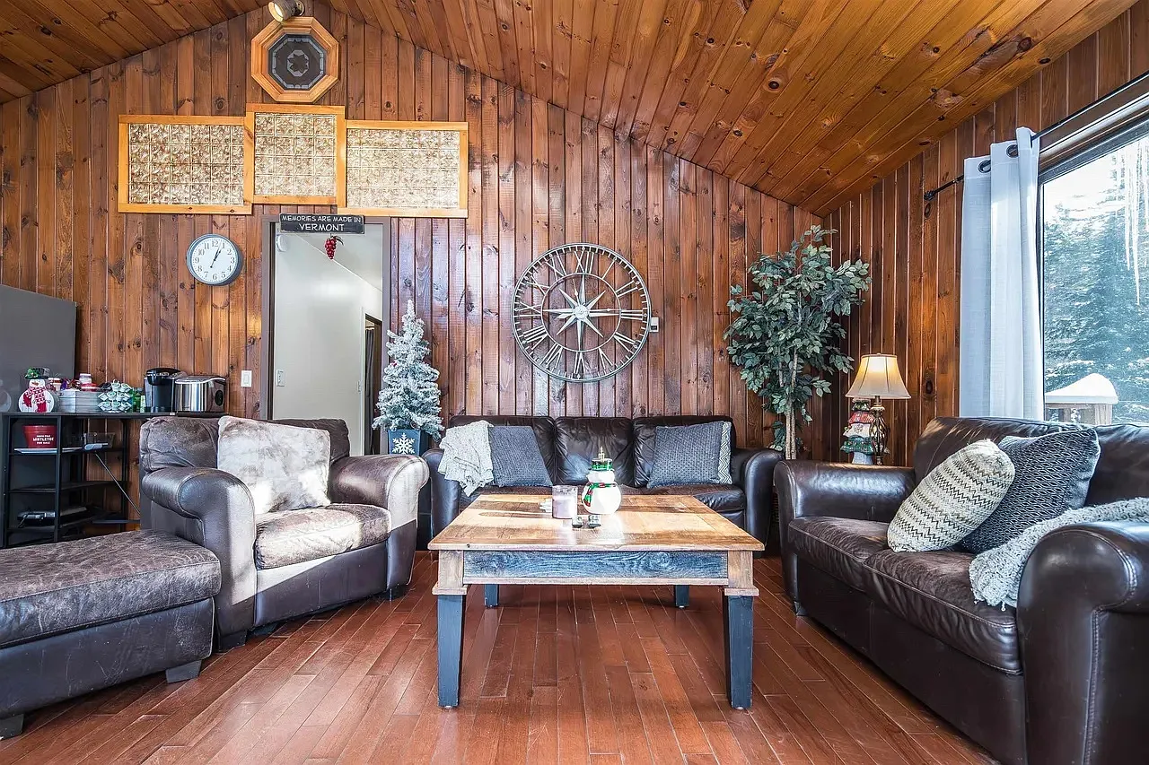 4 bed, 1764 sqft, $3,000 — Photo 3