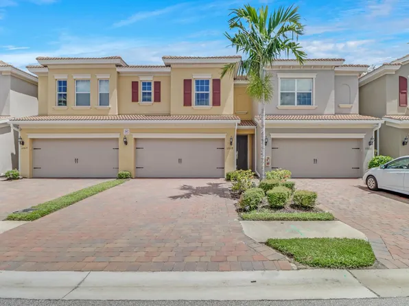 12619 Laurel Cove Dr, Fort Myers, FL 33913