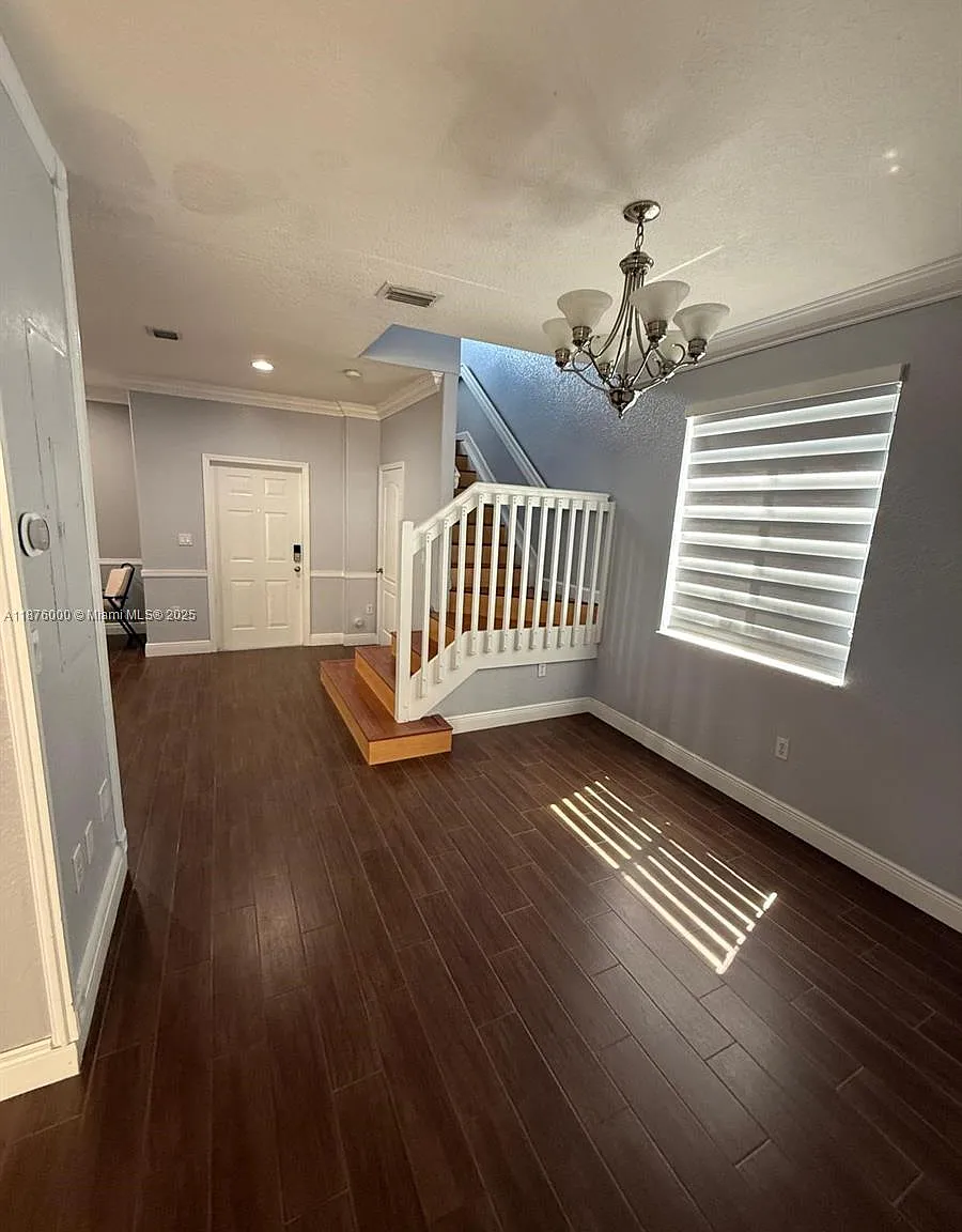 3 bed, 1500 sqft, $2,800 — Photo 4