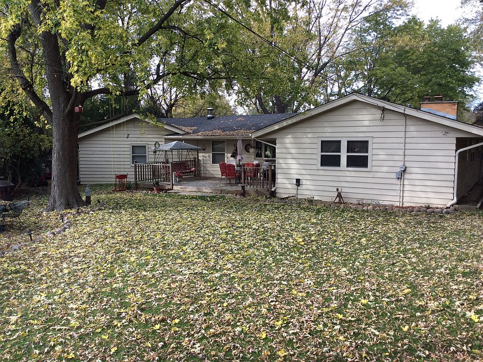 2nd image of 5070 S 92nd St