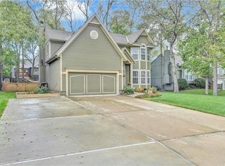 20032 W 219th Ter, Spring Hill, KS 66083