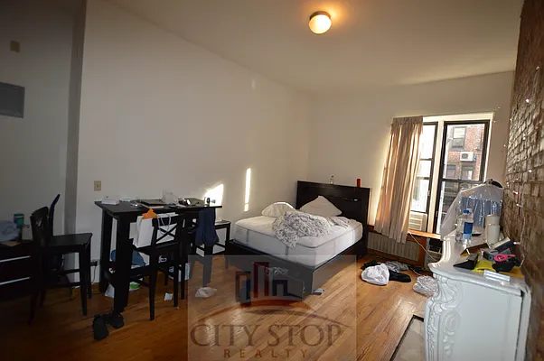 Rented by City Stop Realty | media 36