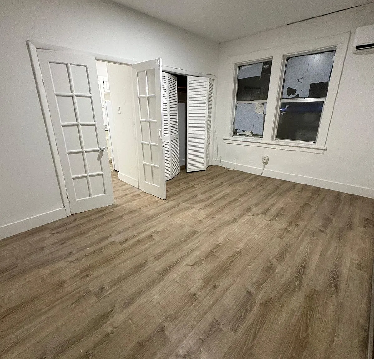 2 bed, 186 sqft, $1,750 — Photo 3