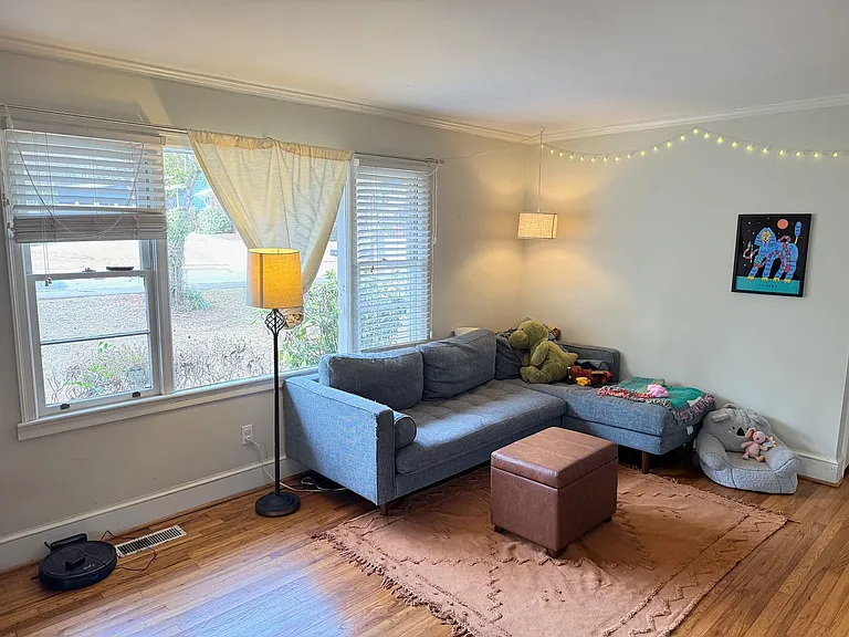 375 Talmadge Dr — Photo 10