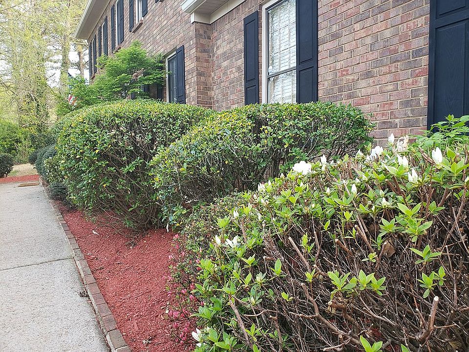 1st image of 1871 Travers Cir