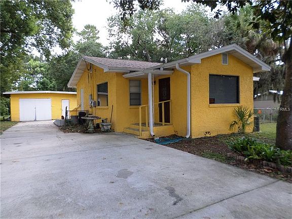 2nd image of 3204 Gloria Ave