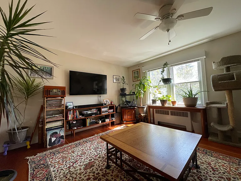 S Parsonage St — Photo 21