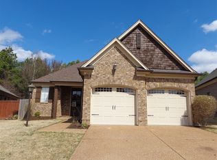 6930 Lagrange Grove Dr, Cordova, TN 38018
