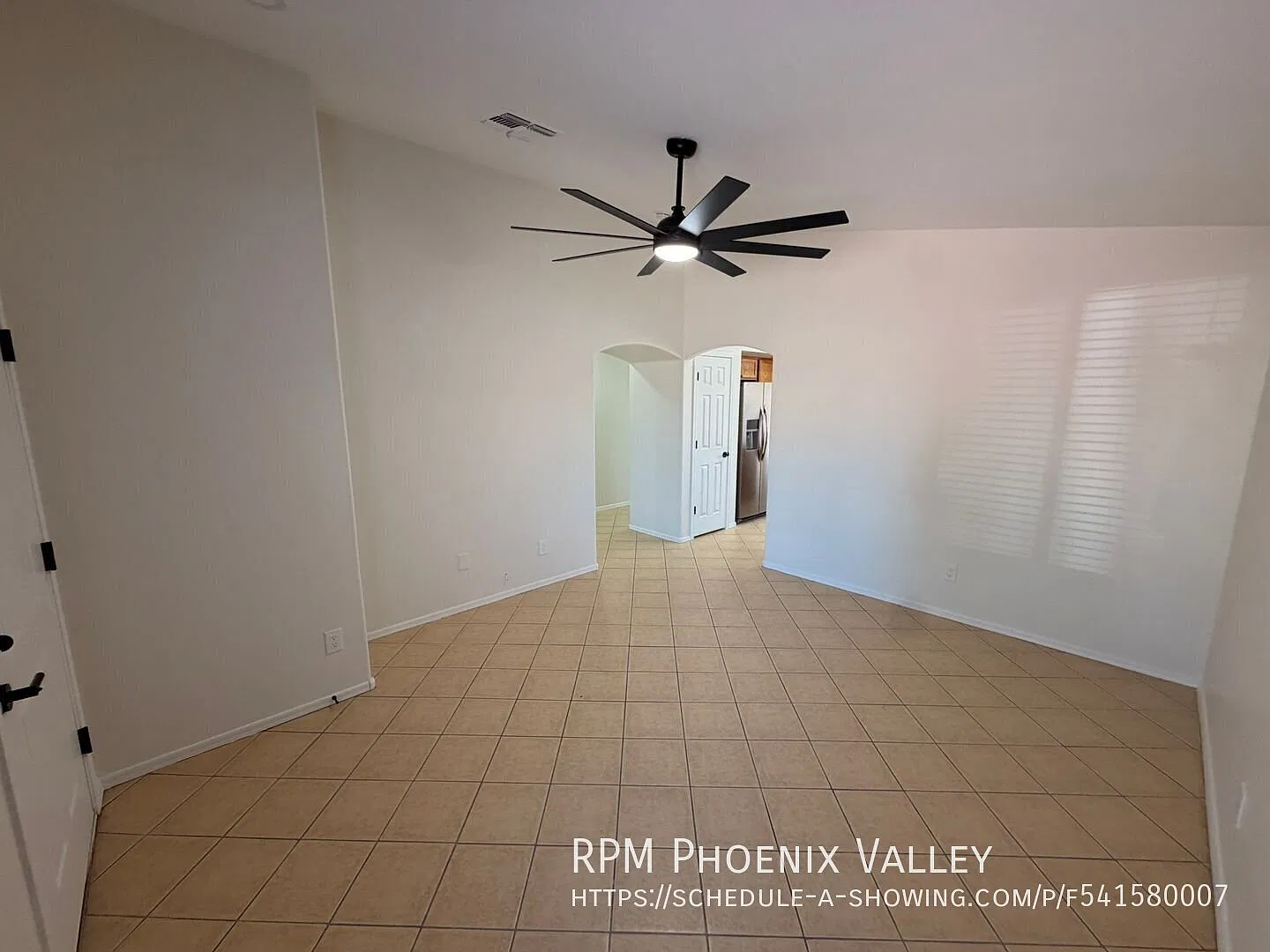 Beautifully Refreshed 3 Bed/2 Bath Home New Features Inside & Out! — Photo 3