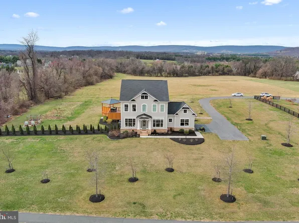 16756 Misty Ridge Ln, Hillsboro, VA 20132