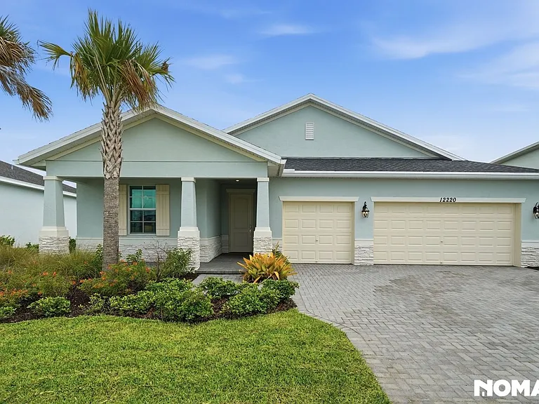 12220 SW Roma Cir — Photo 1
