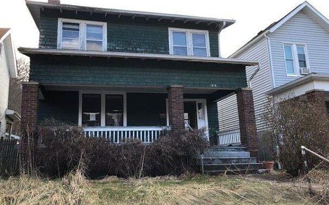 1st image of 1818 High St