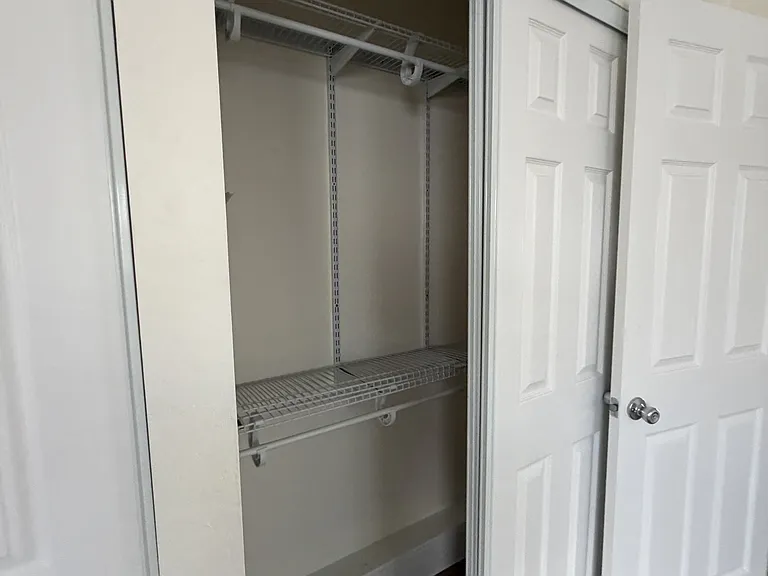 9 Hamlin Ct #1 — Photo 36