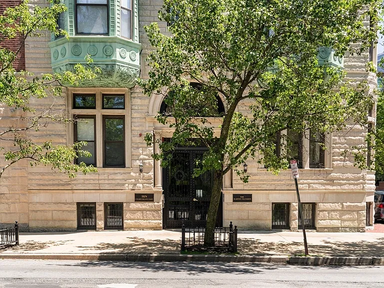 10 Charlesgate E #501 — Photo 29