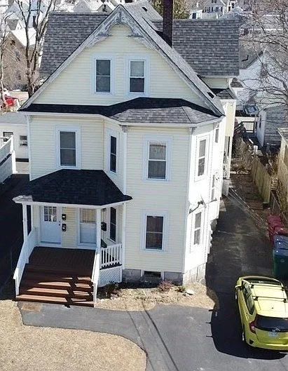 19 4th Ave #2