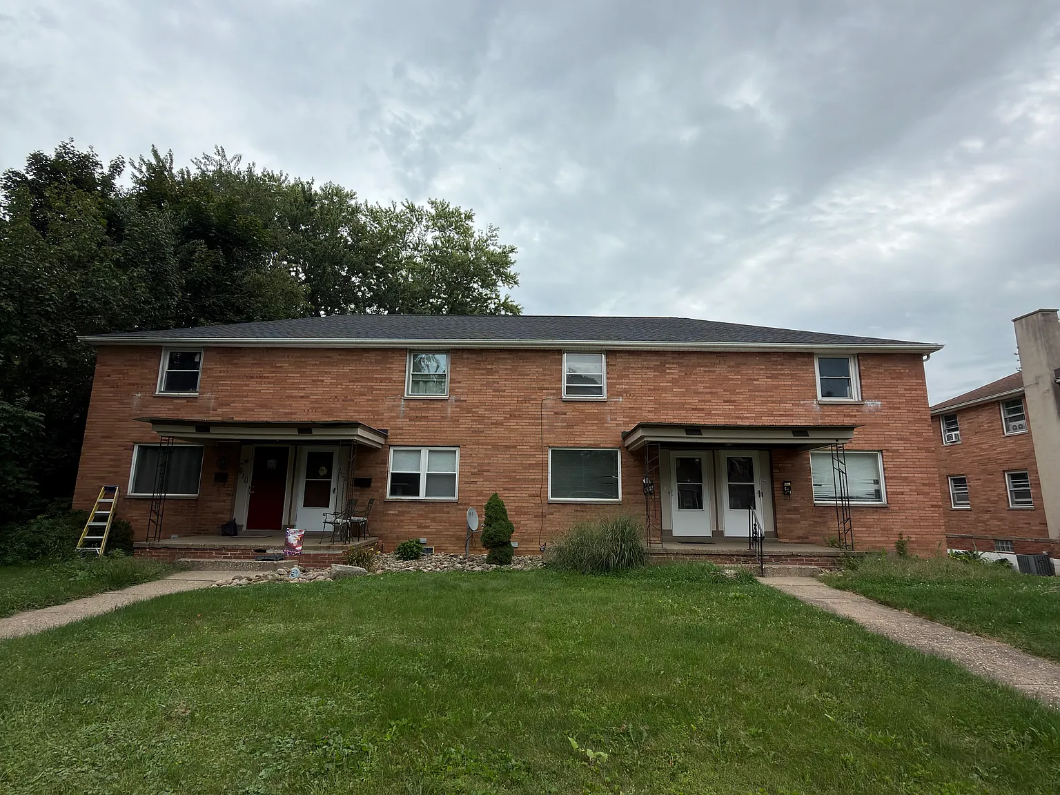 2 bed, 1000 sqft, $1,000 — Photo 2
