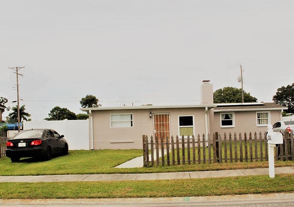 1st image of 6402 N Lois Ave