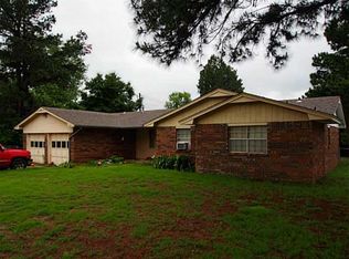 17831 NE 12th St, Harrah, OK 73045