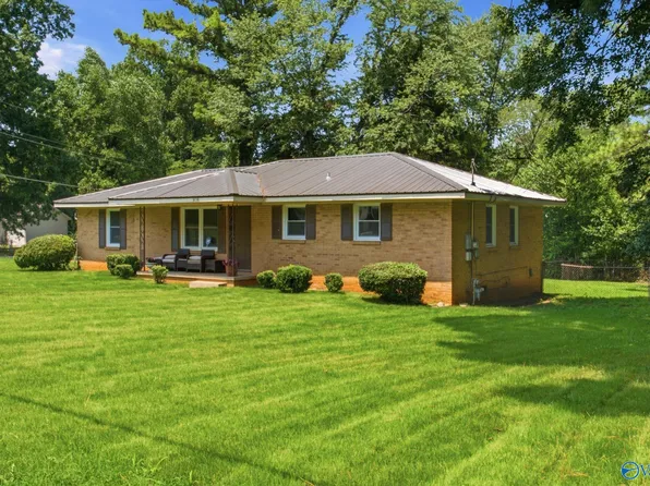 3116 Greenhill Dr NW, Huntsville, AL 35810