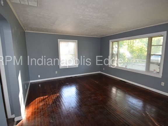 3rd image of 8946 E 45th St