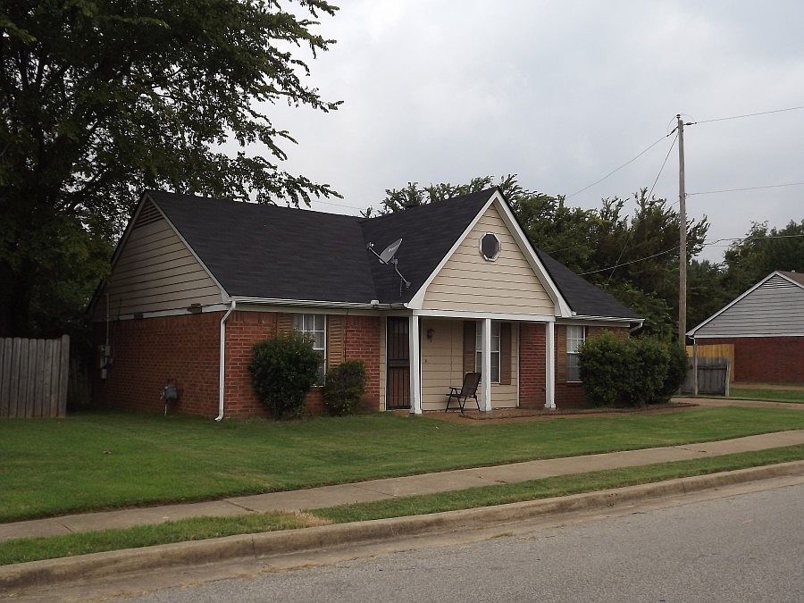 2nd image of 4495 Shadow Creek St