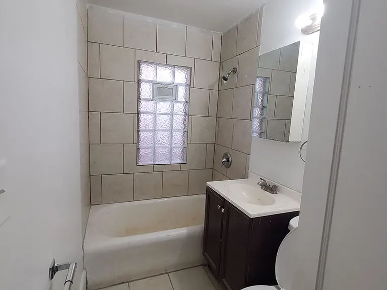 2137 N 47th St — Photo 9