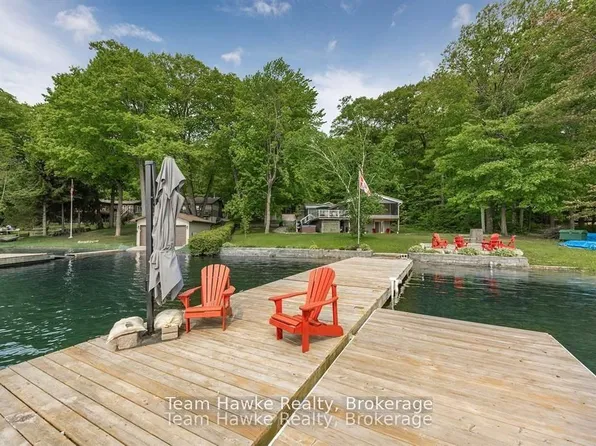 23 Timcourt Dr, Tiny, ON L9M 0B9