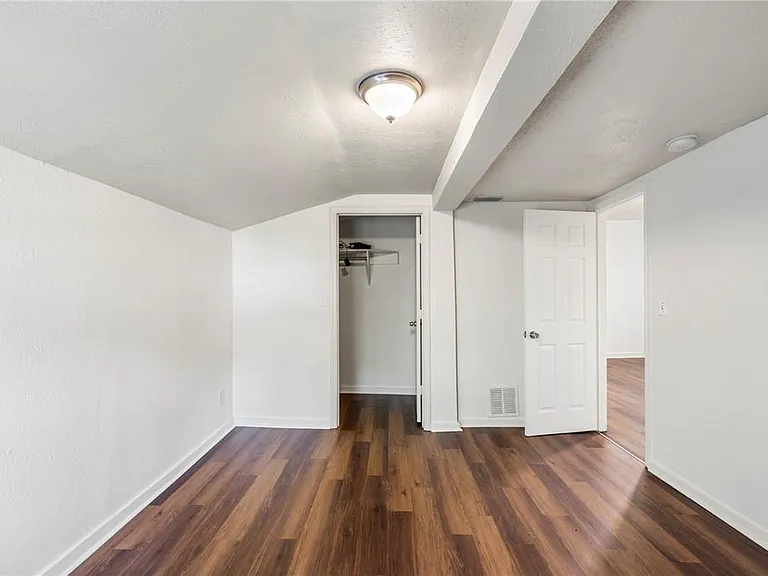 665 26th Ave S — Photo 22