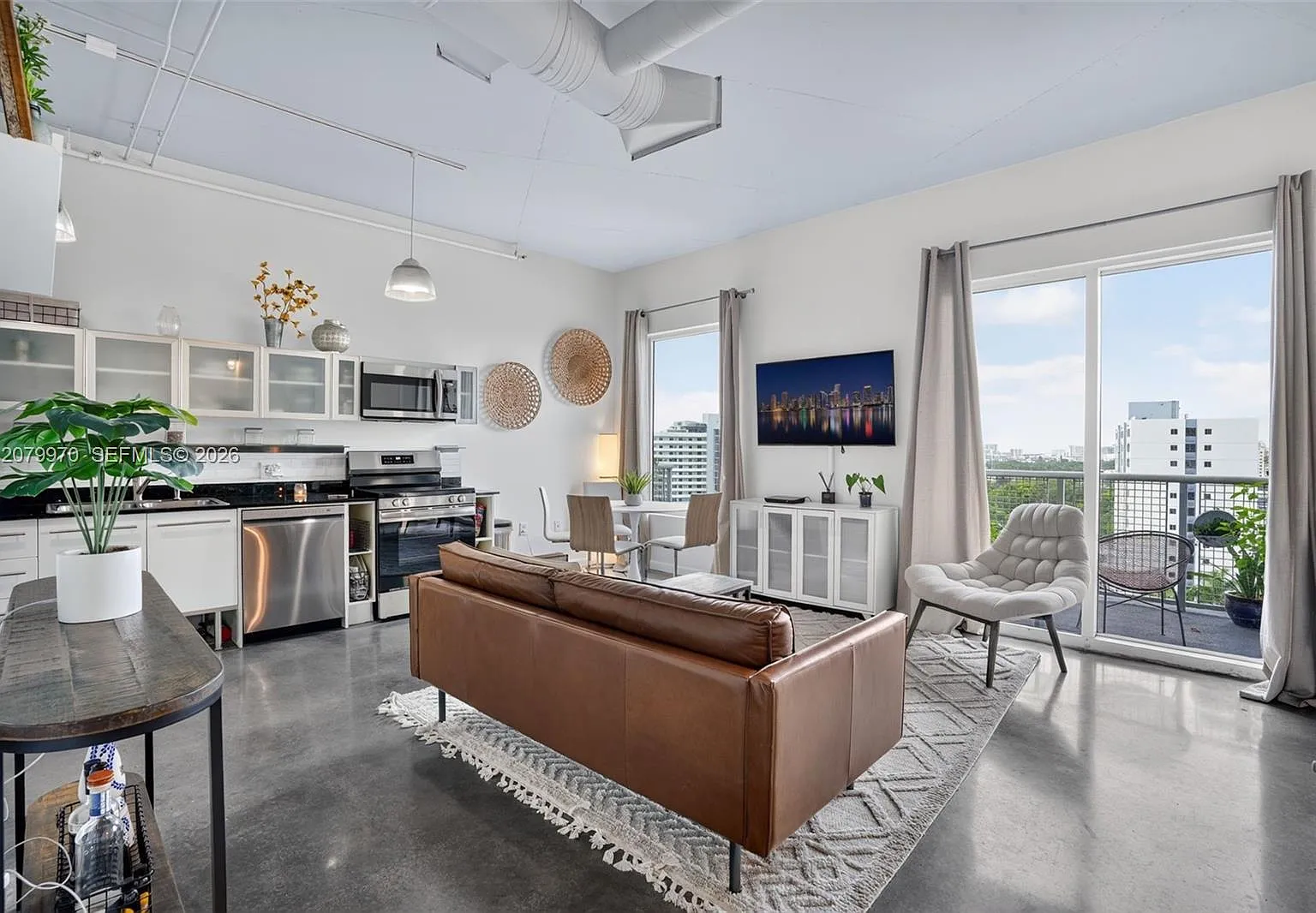 Neo Condo — Photo 2