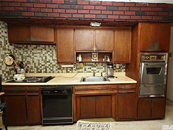 4th image of 21 S Lerisa St