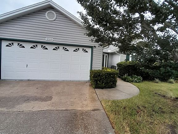 2nd image of 2510 Twin Springs Dr S
