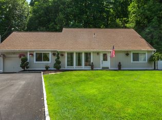 119 Holmes Ct, Yorktown Heights, NY 10598