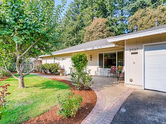4th image of 2687 SE Lupine Ct