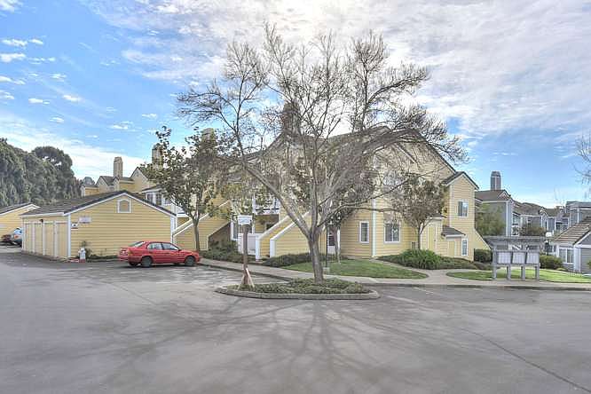 2nd image of 206 Dursey Dr