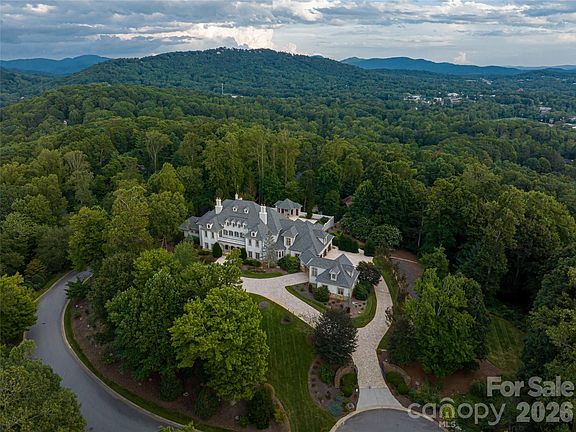 2nd image of 316 S Braeside Ct