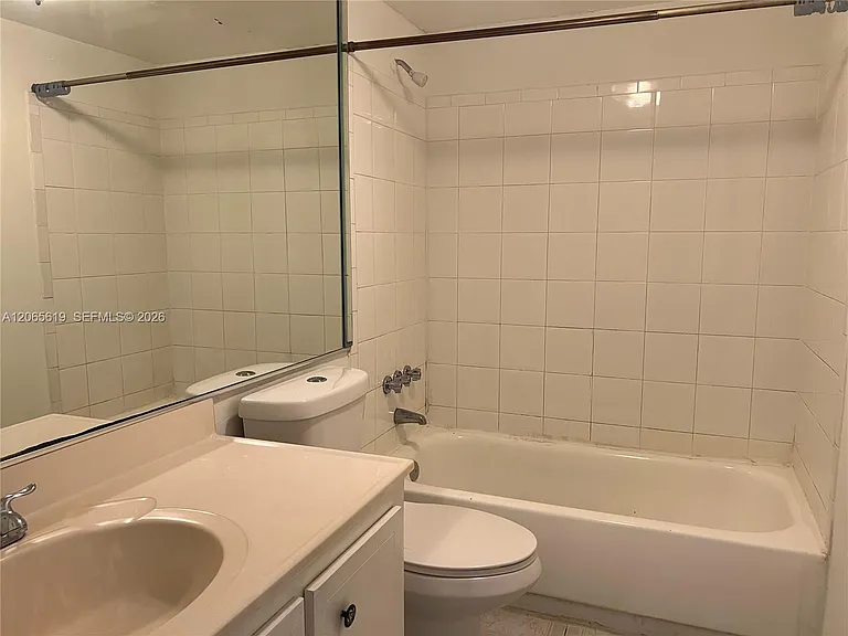 16215 NE 18th Ct #111 — Photo 17