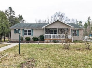 6902 Clark Rd, Bath, MI 48808