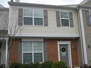 943 Prestwyck Ct, Alpharetta, GA 30004