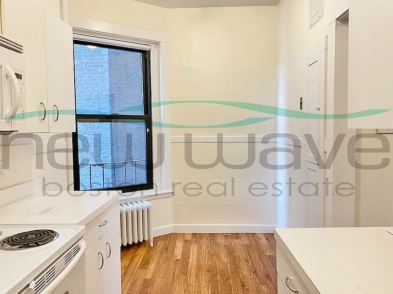 504 Beacon St #25 — Photo 6