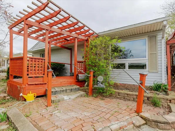 405 W Raab Rd, Normal, IL 61761