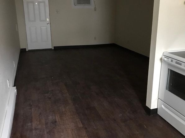 146 E Main St APT B