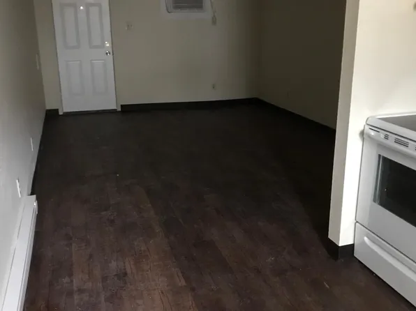 146 E Main St APT B, South Zanesville, OH 43701