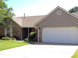2600 Countrywood Ln, Edmond, OK 73012