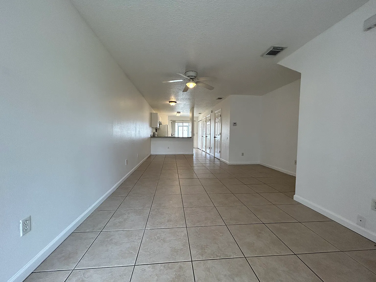3076 Shingle Creek Ct — Photo 3