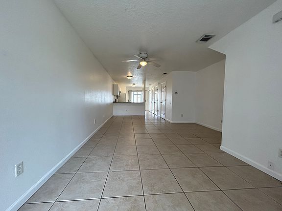 3rd image of 3076 Shingle Creek Ct #3076