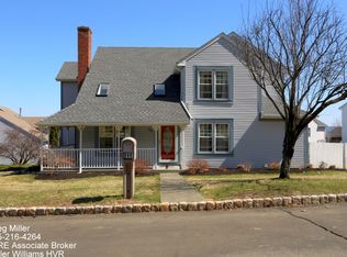 45 Larkin Ln, Garnerville, NY 10923